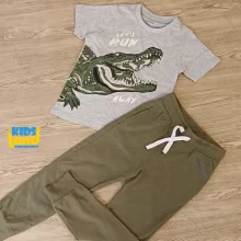 اسلش و تیشرت یشمی